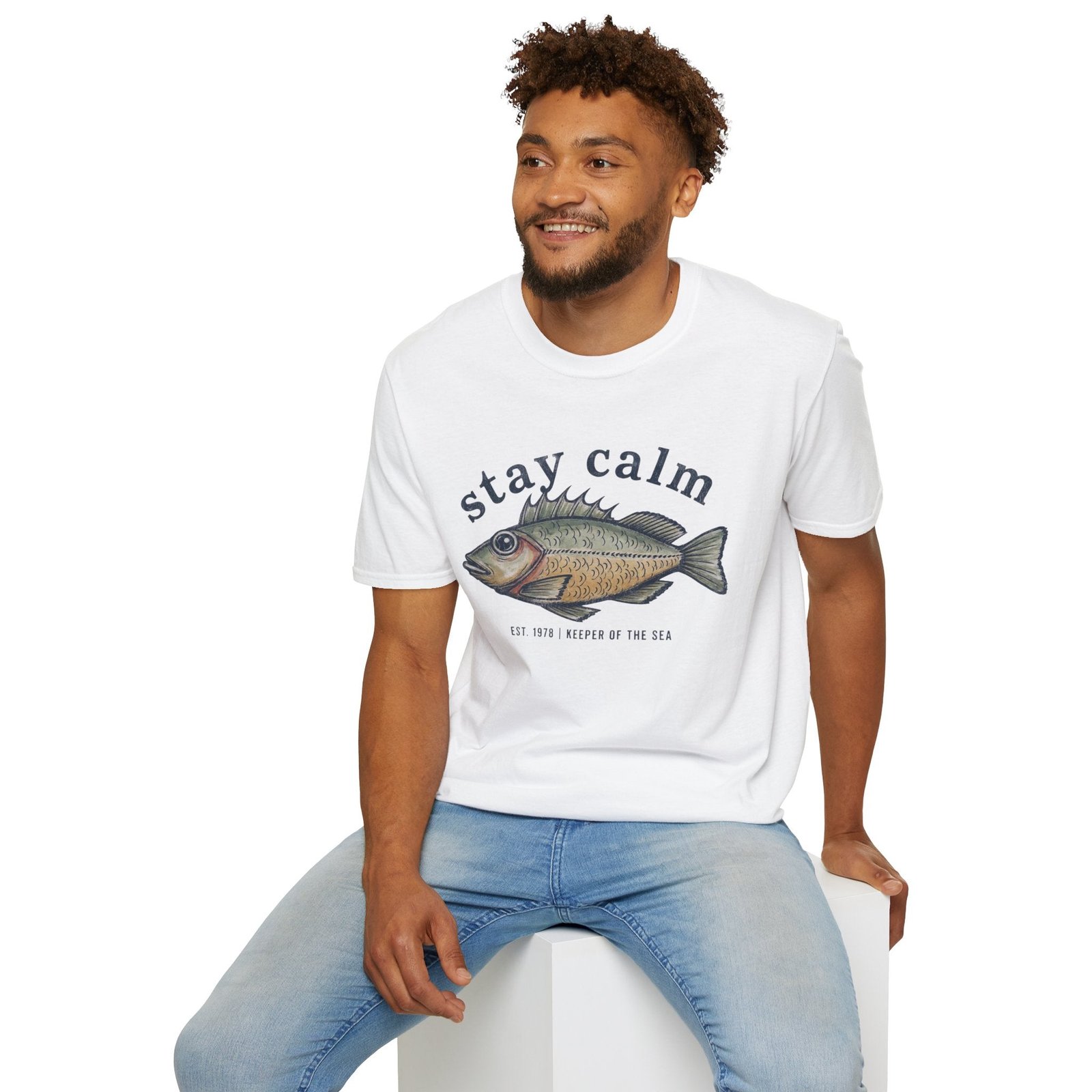 Stay Calm Fish T-Shirt – Vintage Fishing Tee for Anglers & Coastal Style